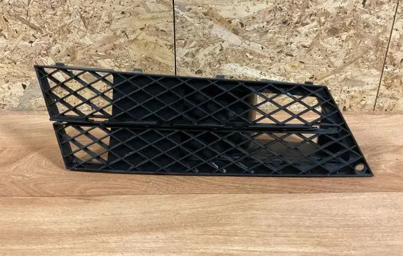 BMW 5 E60 E61 Front bumper lower grill 7178112 11460915