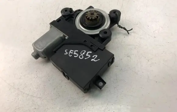 Front door window regulator motor