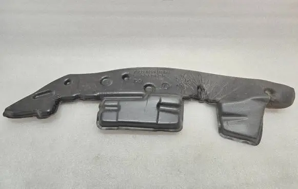 Mercedes-Benz S W222 Fender foam support/seal A2228850137Q01