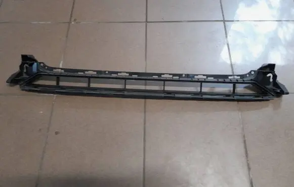 Audi A6 S6 C7 4G Front bumper lower grill 17776 4G0807683C