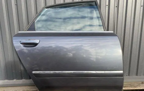 Audi A8 S8 D3 4E Rear door