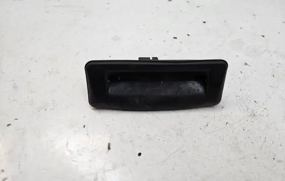 Audi A1 Tailgate opening switch 3T0827566C