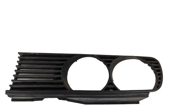 Under headlight/headlamp trim