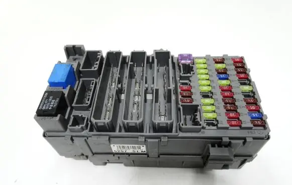 Honda CR-V Fuse module 52575LM 5LMHEYE02 071124