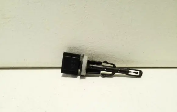 Volkswagen Polo V 6R Interior temperature sensor 106610581