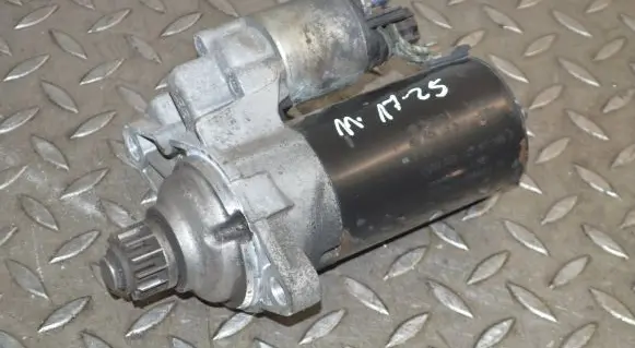 Audi A1 Starter motor 02T911024J