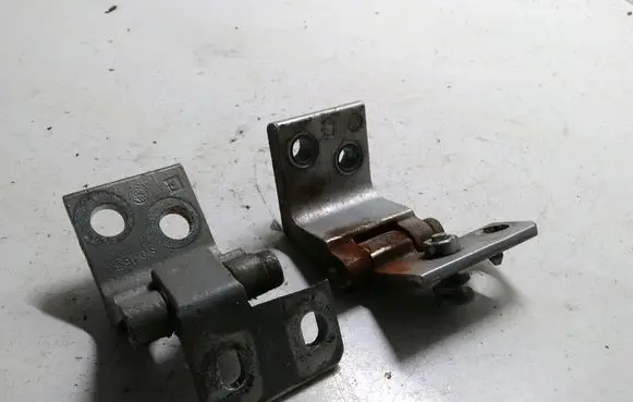Front door hinge set