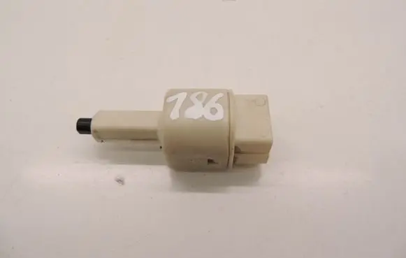 Toyota Avensis T250 Brake pedal sensor switch D186
