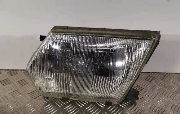 Nissan Patrol 4W60 Headlight/headlamp