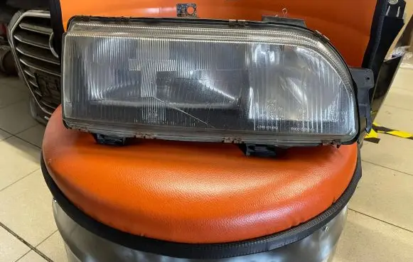 Ford Scorpio Headlight/headlamp 0301072322