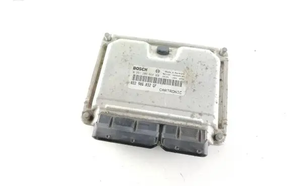 Porsche Cayenne (9PA) Engine control unit/module 022906032GF 0261208668 1039S05185