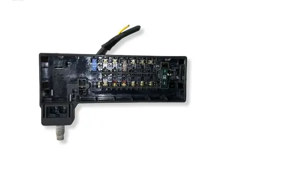 Citroen C4 II Fuse module 9674917380 085205311