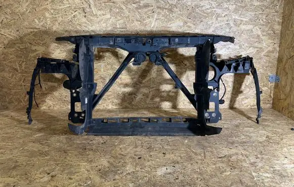 Audi Q7 4L Radiator support slam panel 4l0805594 7l0805551