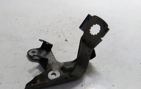 BMW X1 E84 Other engine bay part 677048305 6770483