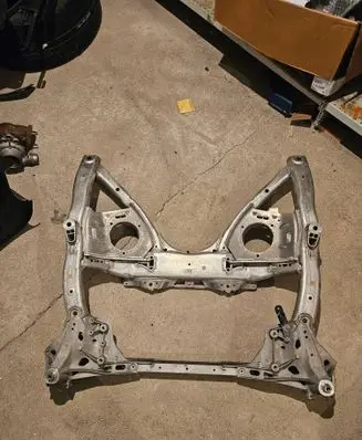 BMW 5 G30 G31 Front subframe 6859494 68528910 6859493