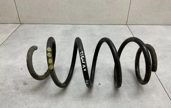Volkswagen Tiguan Front coil spring 
