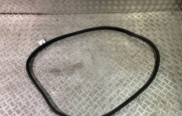 Hyundai Tucson IV NX4 Rear door rubber seal (on body) 