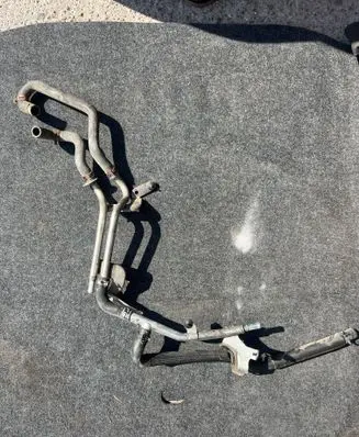 Nissan Navara D40 Engine coolant pipe/hose