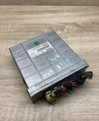 Audi A4 S4 B5 8D Engine control unit/module ECU 8D0907557C 0261203938