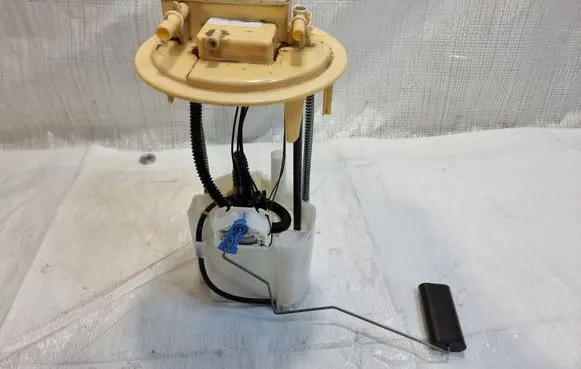 Opel Combo E In-tank fuel pump 9809359380