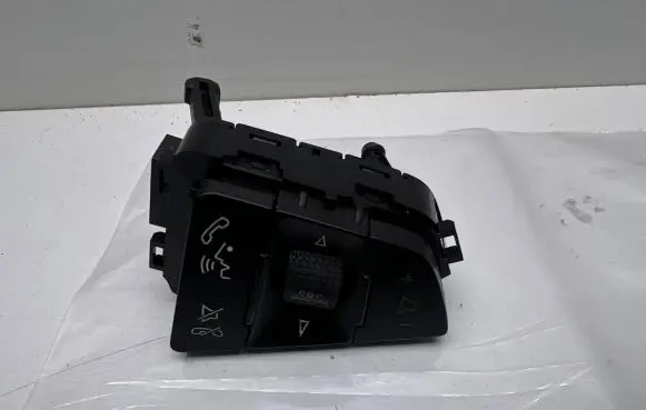Opel Insignia A Steering wheel buttons/switches 13268686 10959A10AL
