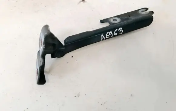 Mazda 323 Engine bonnet/hood hinges