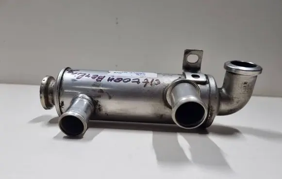 Citroen Berlingo EGR valve cooler 9646762280 79998D VP1U3H9P445E