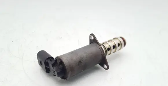 Audi A3 S3 8P Camshaft vanos timing valve 06F109257A 13150429