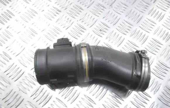 Fiat 500L Air intake hose/pipe 51968079