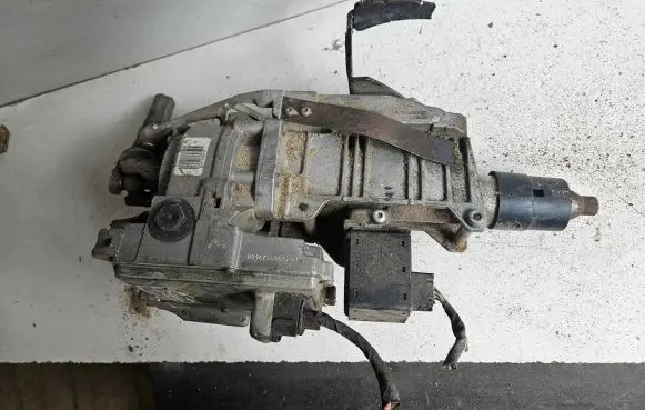 Renault Megane II Electric power steering pump 200445347A 50300803 021105