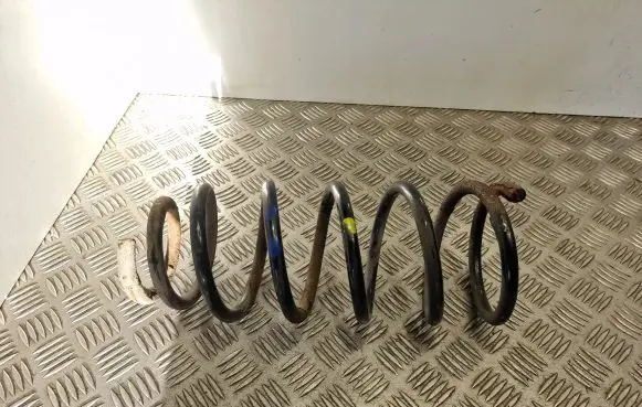 KIA Sorento Rear coil spring