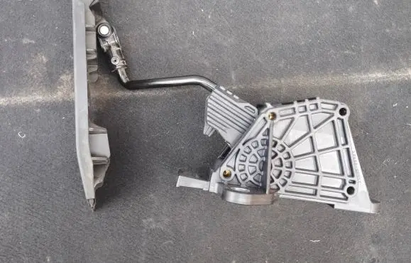Honda Accord Accelerator throttle pedal 1988007730 06K1910057
