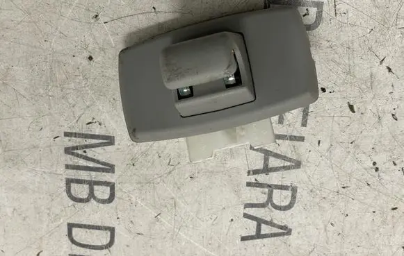Mercedes-Benz C W205 Sun visor clip/hook/bracket A0998210011