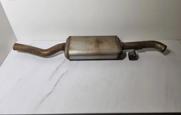 BMW 1 E81 E87 Middle muffler/silencer 7791919 14097610 286676