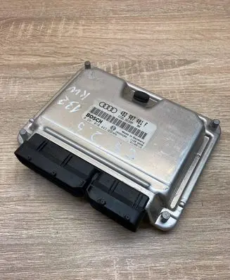 Audi A6 S6 C5 4B Engine control unit/module ECU 4B2907401F 0281010443