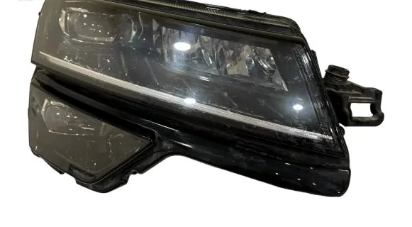 Skoda Karoq Headlight/headlamp 57B941016D 0021590702 20PL8935