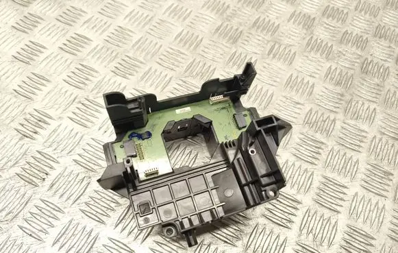 Ford Focus Other devices BV6T13N064AF FBYDA