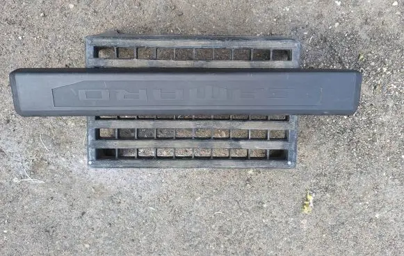 Chevrolet Camaro Front sill trim cover 26291