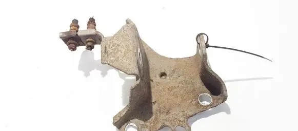 Renault Megane II Bracket in trunk/boot 