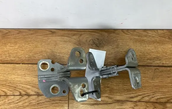 Ram 1500 Front door hinge set 543AC