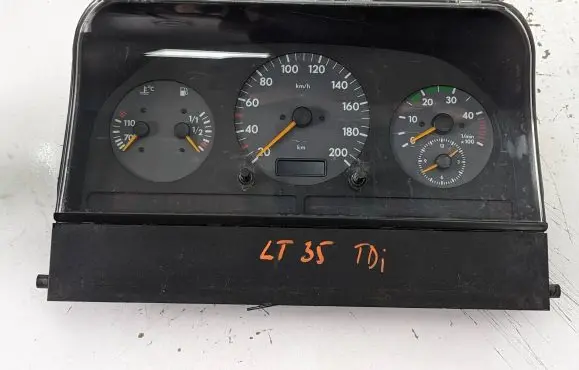 Volkswagen II LT Speedometer (instrument cluster) 2D0919860F 110008848023