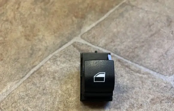 Mercedes-Benz E W213 Electric window control switch 920810702