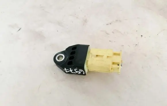 Toyota RAV 4 (XA30) Airbag deployment crash/impact sensor 8983142010 89831-42010