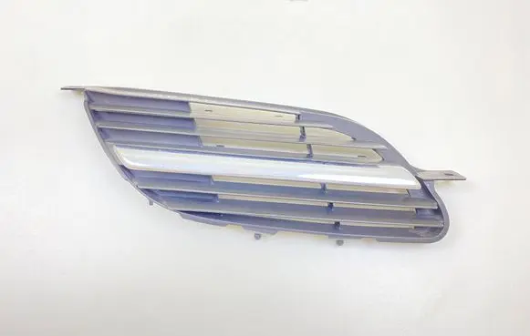Nissan Almera Tino Front bumper lower grill 9381M020