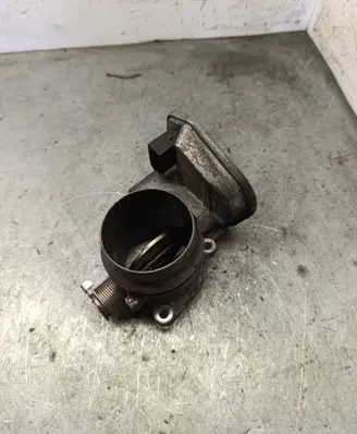 BMW X3 E83 Throttle valve 7804384