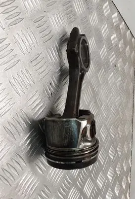 Volkswagen Touareg I Piston with connecting rod