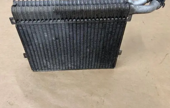 Jaguar XF X250 Coolant radiator 9X238D048AE 59244
