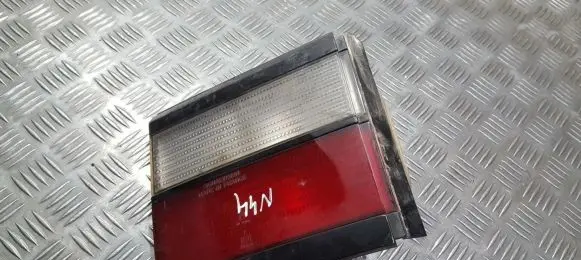 Volkswagen PASSAT B3 Tailgate rear/tail lights 333945107