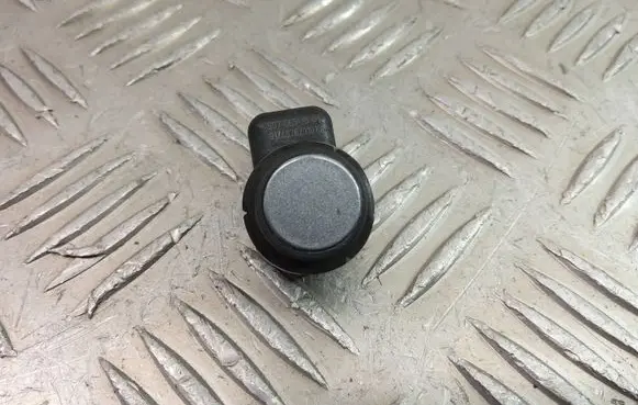 BMW 7 F01 F02 F03 F04 Parking PDC sensor 9173106