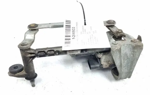 Volkswagen Touran I Front wiper linkage 